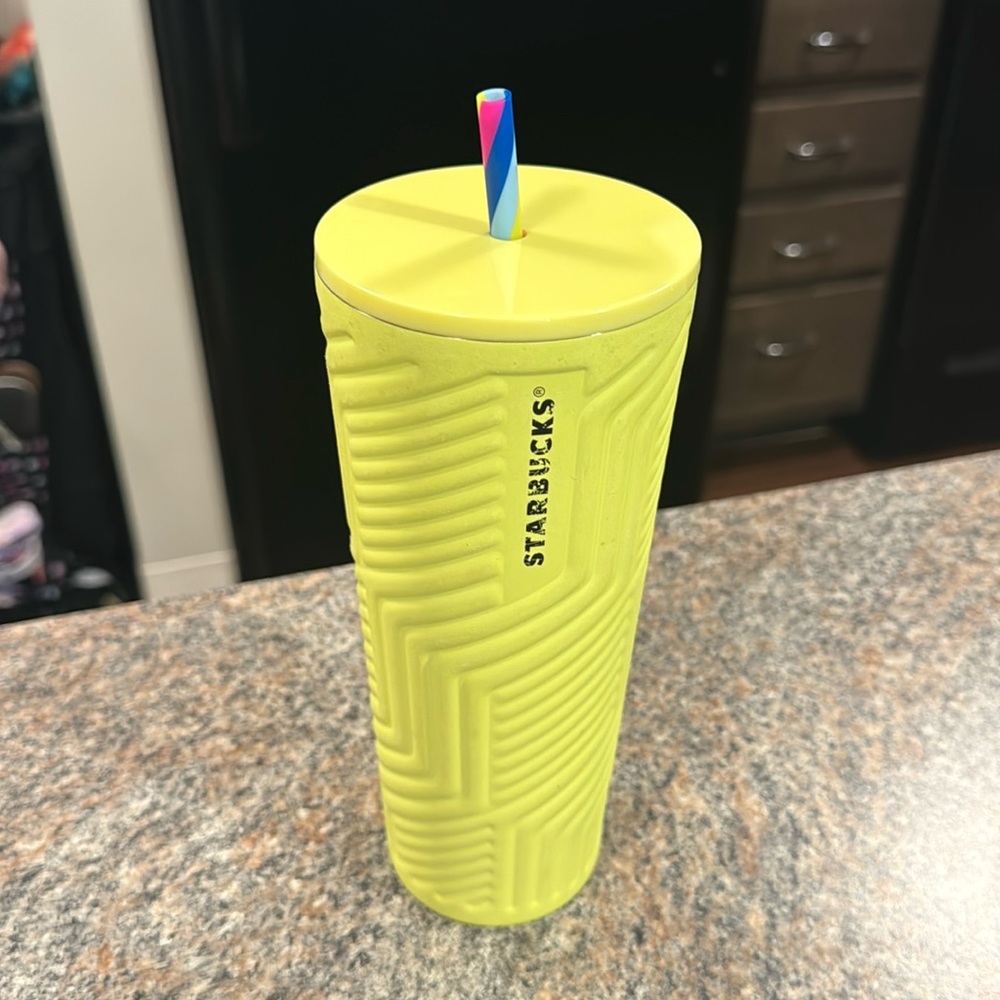 24oz Starbucks Venti tumbler neon green Siren